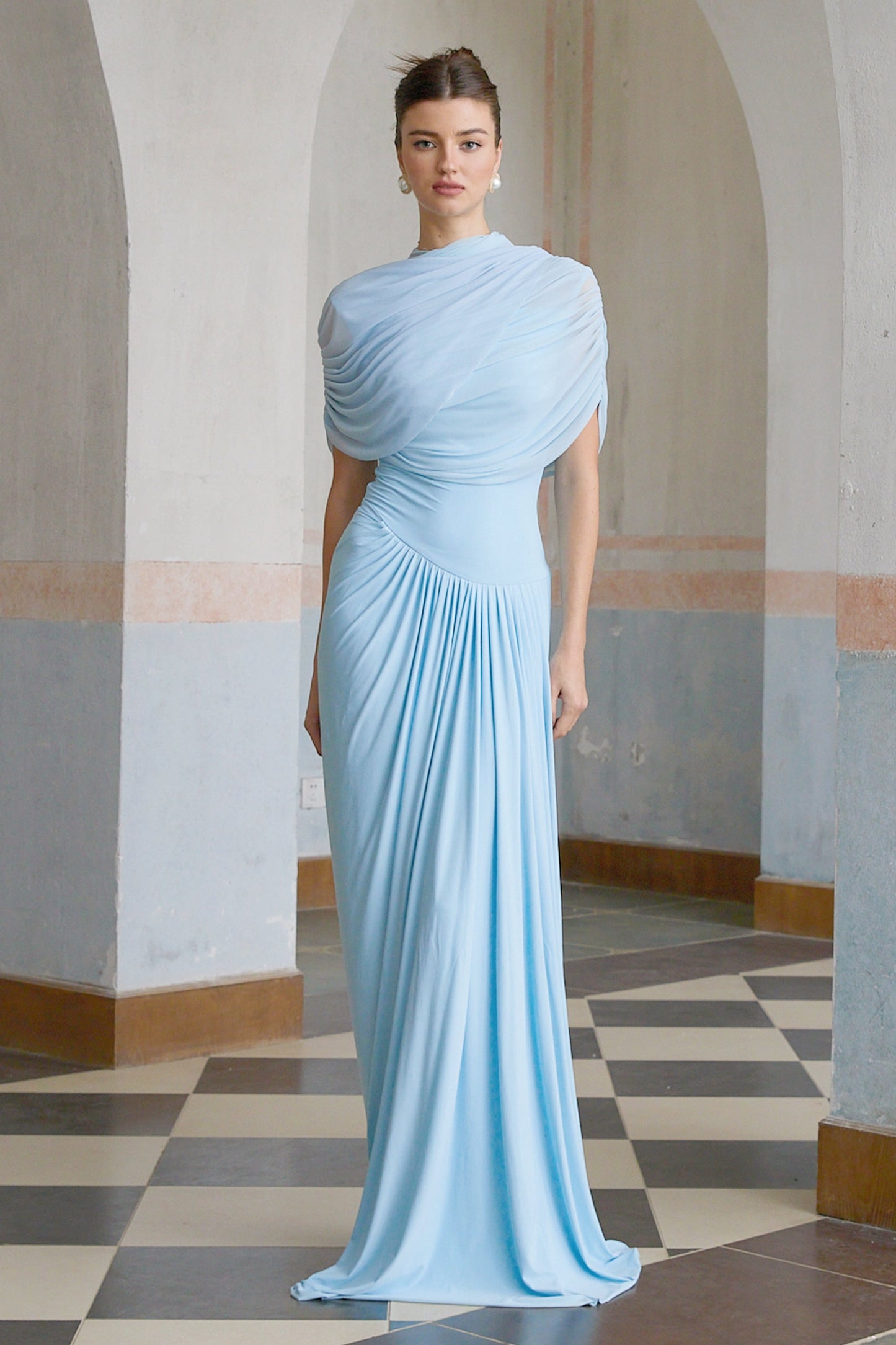 Catherine Mavi Asimetrik Pileli Maxi Elbise