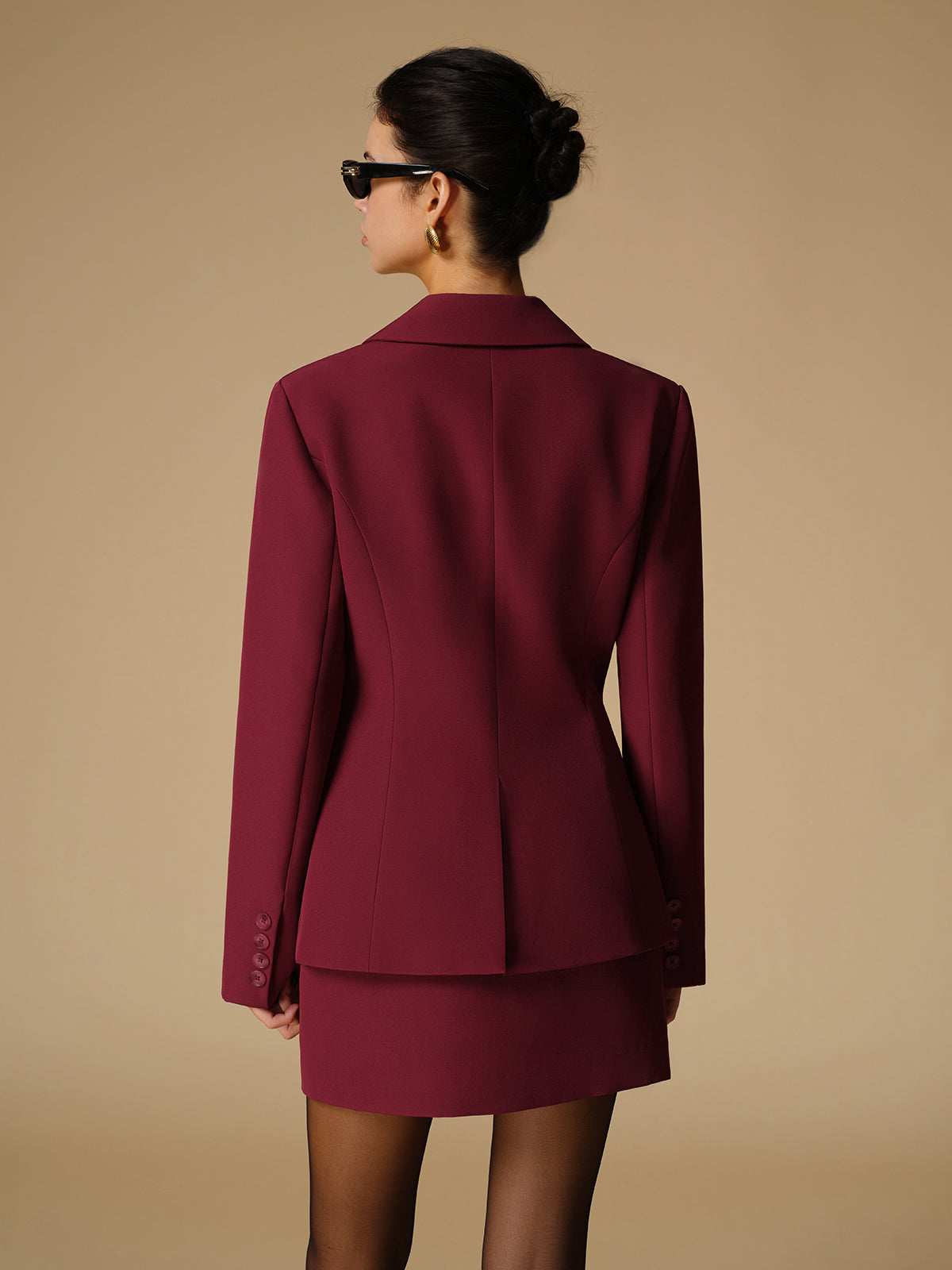 Yırtmaç Detaylı Düğmeli Dar Kesim Blazer Ceket