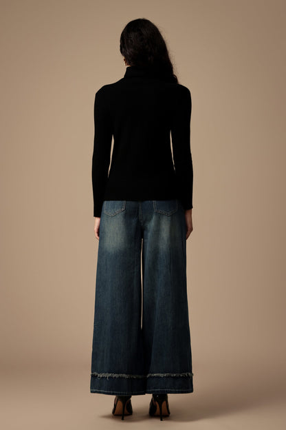 Yaka Detaylı Uzun Kollu Üst Giyim