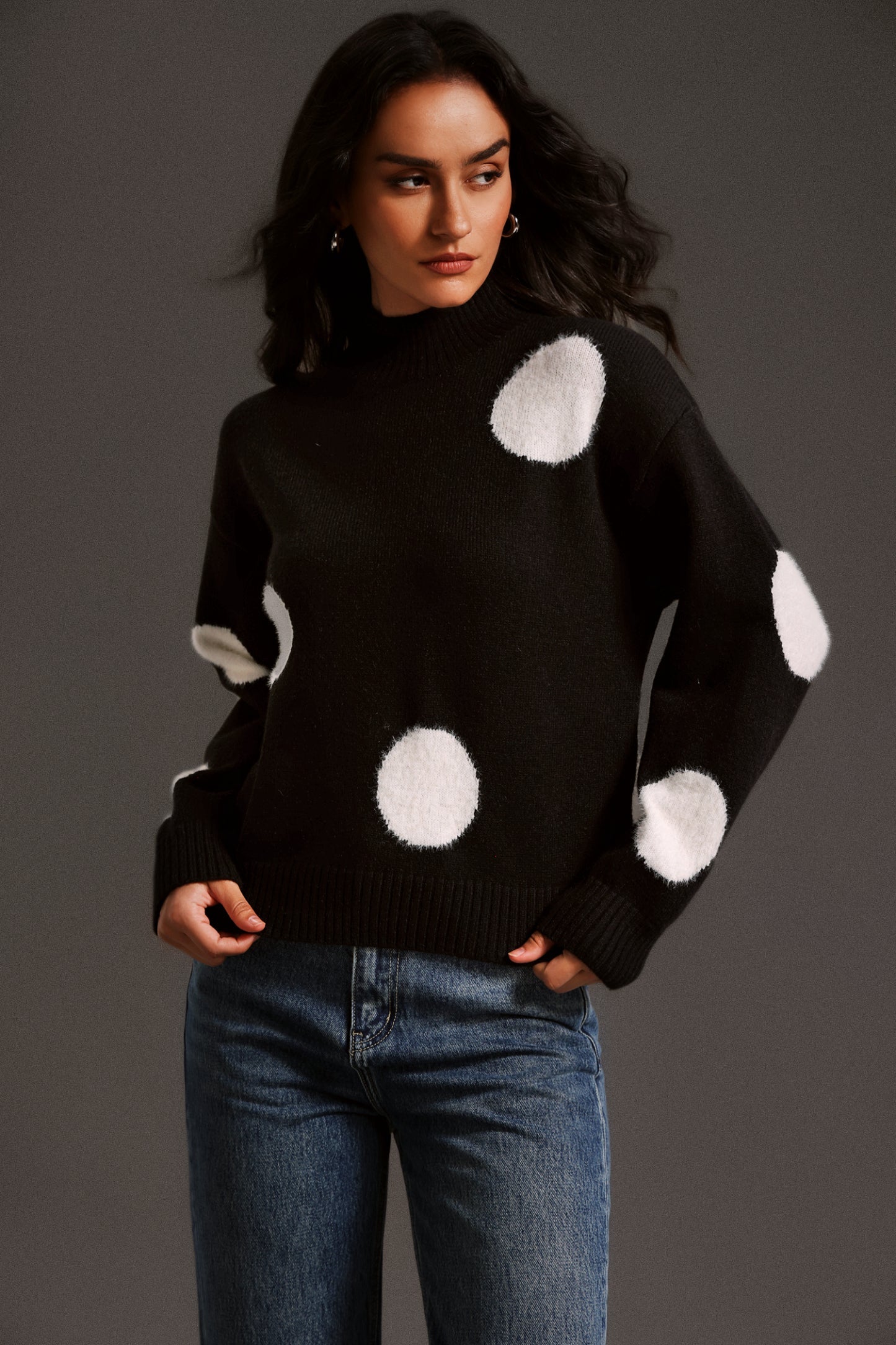 Yüksek Yakalı Uzun Kollu Üst