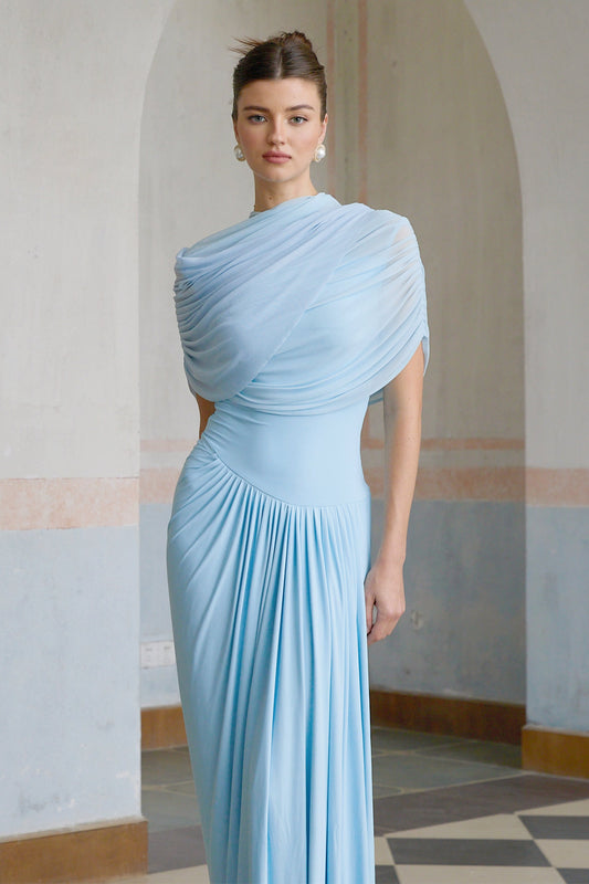 Catherine Mavi Asimetrik Pileli Maxi Elbise