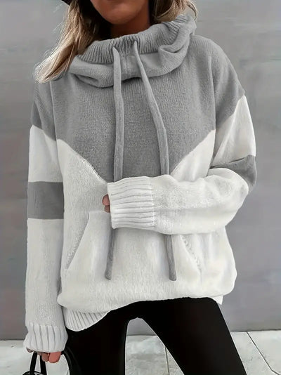 Dual-Tone Cosy Hoodie