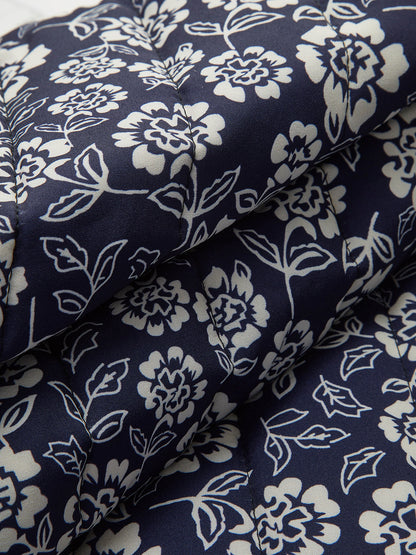 Çiçek Desenli Kapitone Ceket