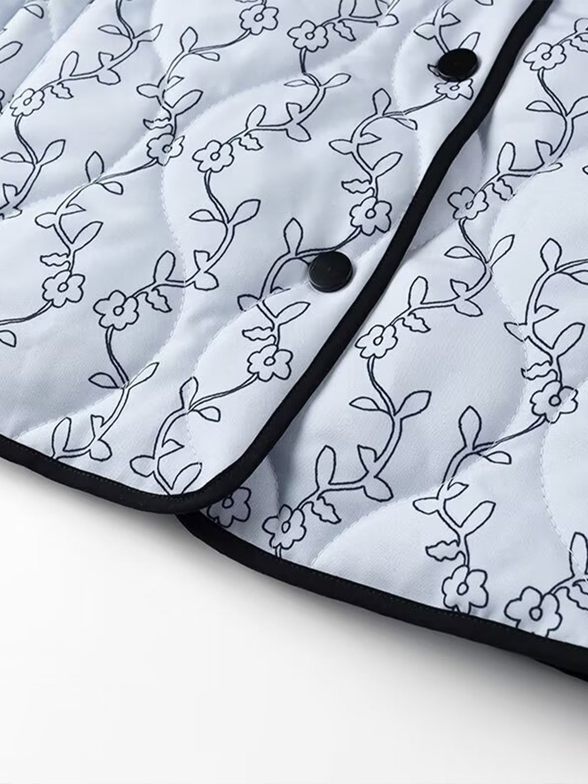 Kontrast Baskılı Düğmeli Kaban