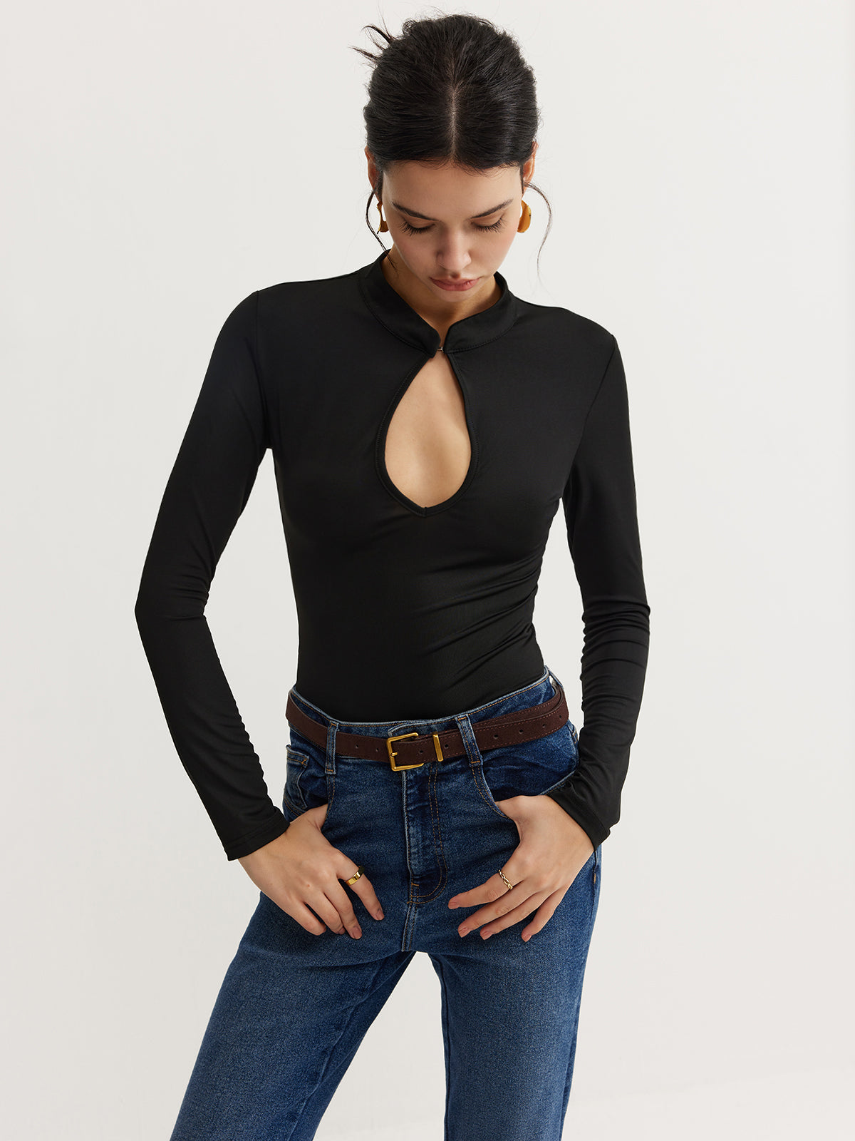 Dekolteli İnce Kumaş Bodysuit