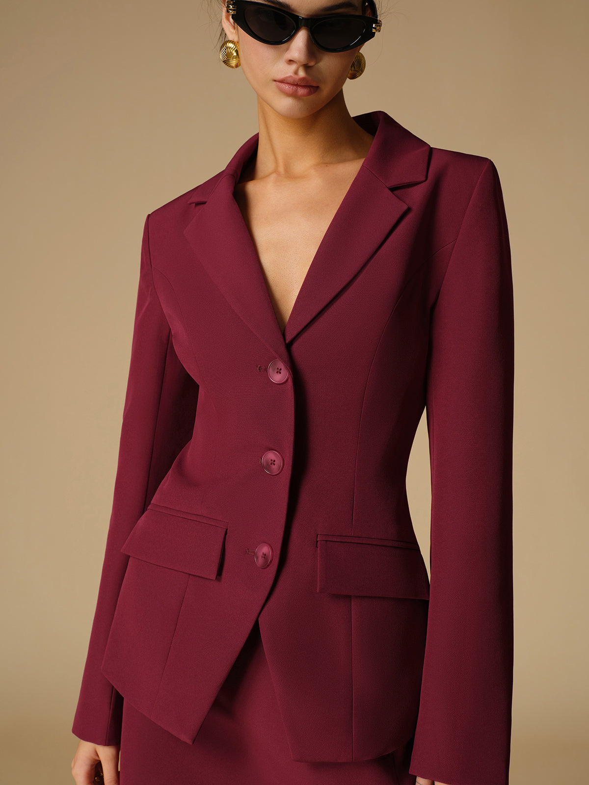Yırtmaç Detaylı Düğmeli Dar Kesim Blazer Ceket