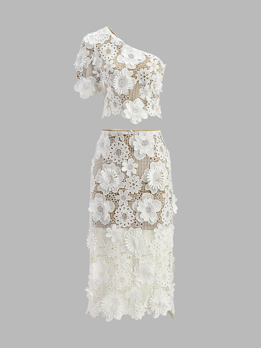 Asimetrik Çiçek Dantelli Üst Etek Takımı