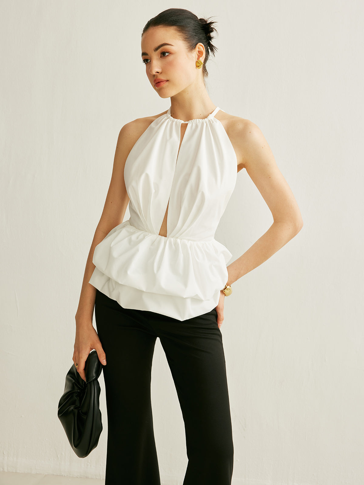 Anahtar Delikli Yaka Peplum Bluz