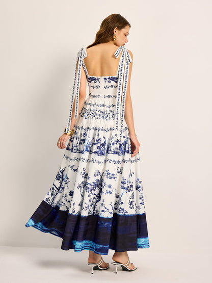 Çiçek Desenli Bağcıklı Katmanlı Maxi Elbise