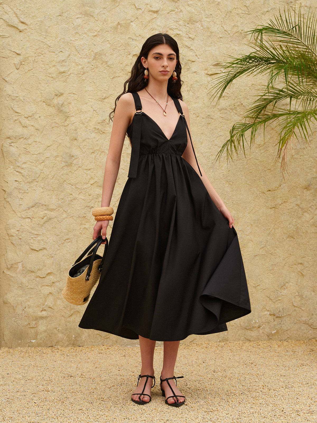 Sırtı Açık Askılı A Kesim Elbise