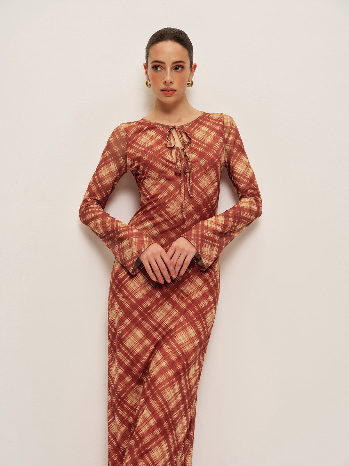 Ekose Bağcıklı Uzun Kollu Elbise