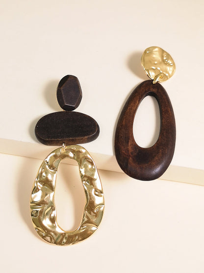 Asimetrik Ahşap ve Metal Sallantılı Küpeler