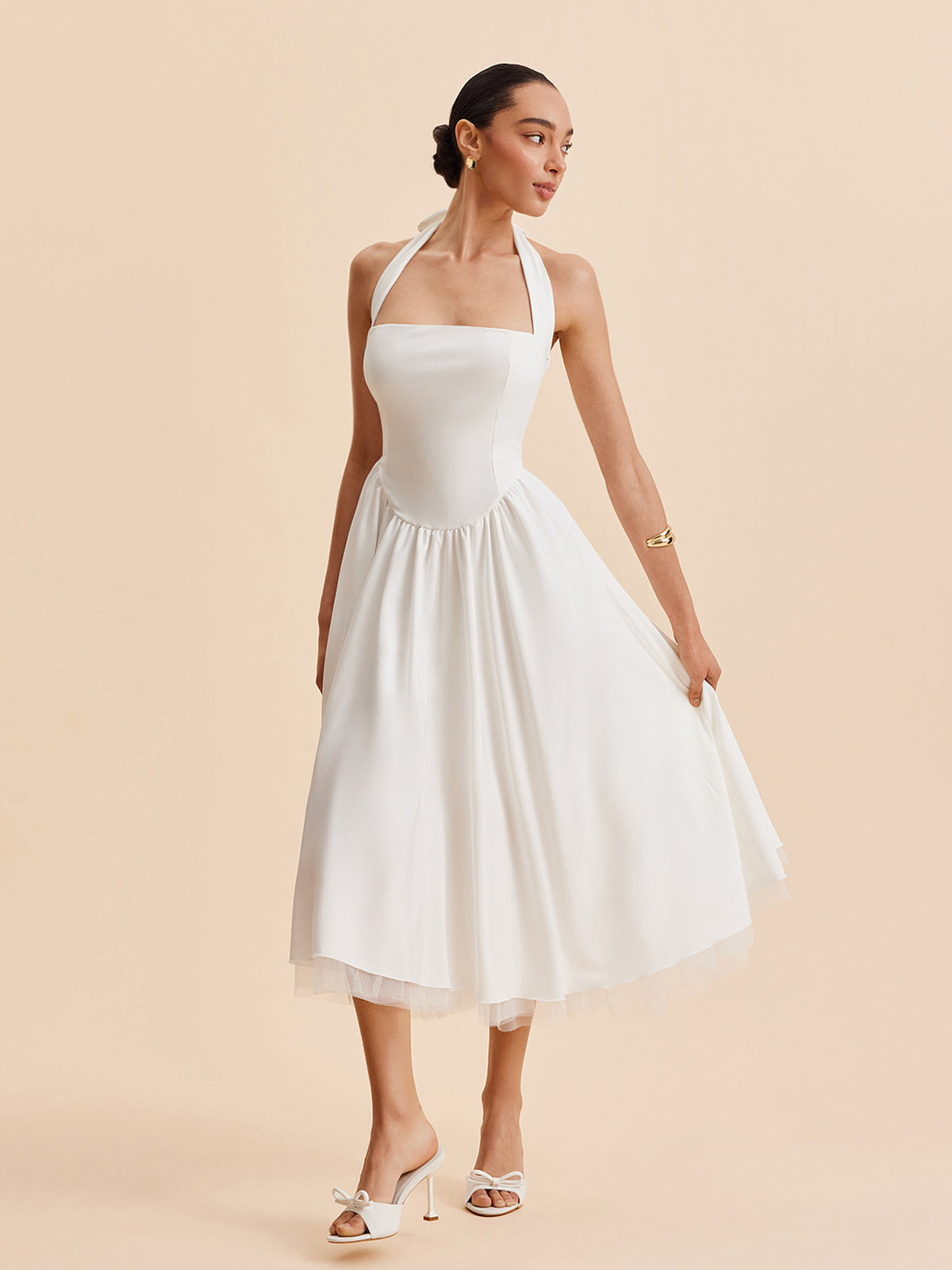 Halter Yaka Sırtı Açık Fermuarlı Kolsuz Elbise