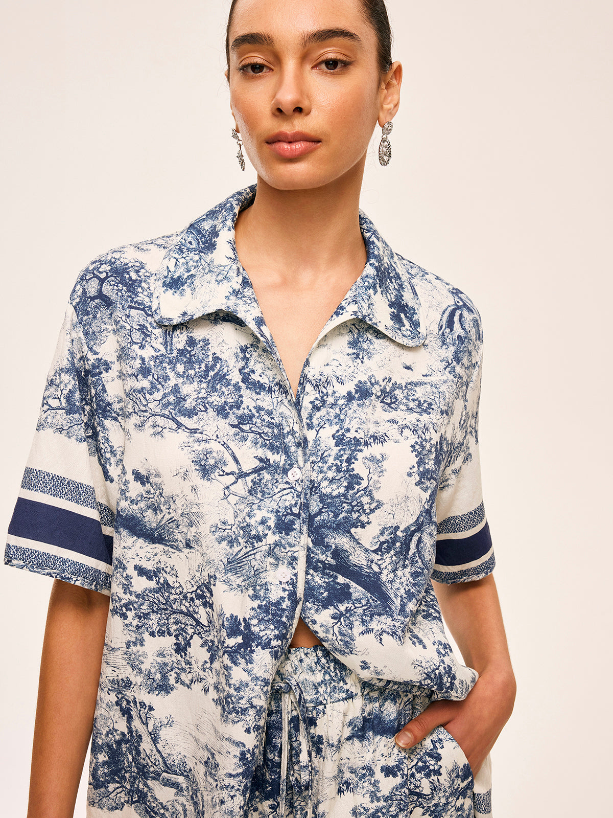 Baskılı Kontrast Kenar Detaylı Şort Takımı