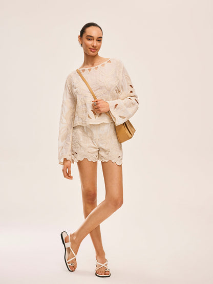 Nakış Detaylı Dekolte (Kesik Detaylı) Şort Takım