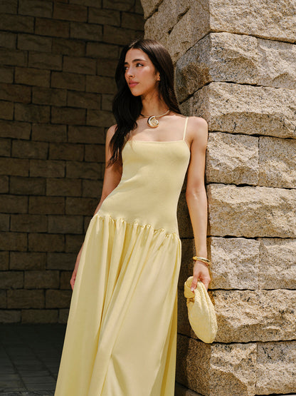 Pileli Etek Ucu Detaylı Askılı Triko Elbise