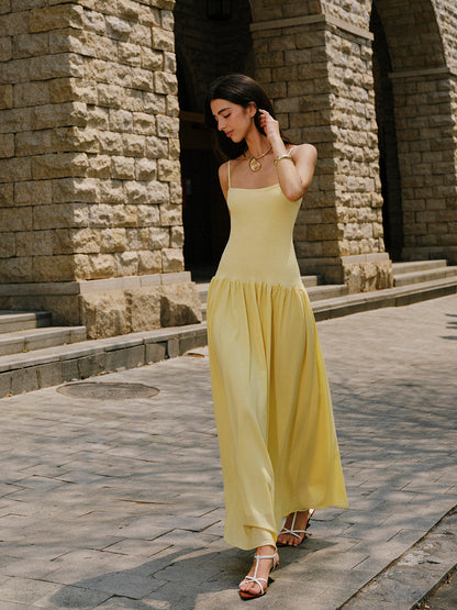 Pileli Etek Ucu Detaylı Askılı Triko Elbise