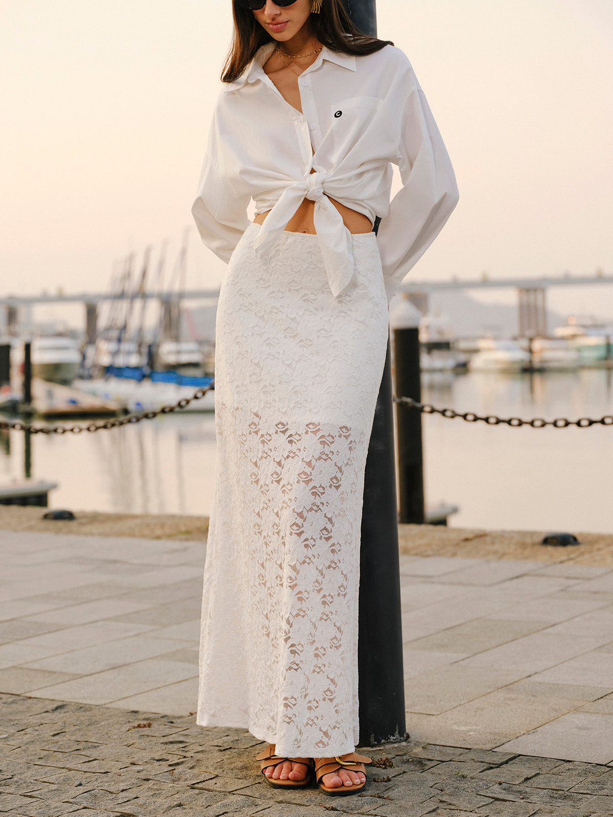 Yarı Transparan Dantelli Etek