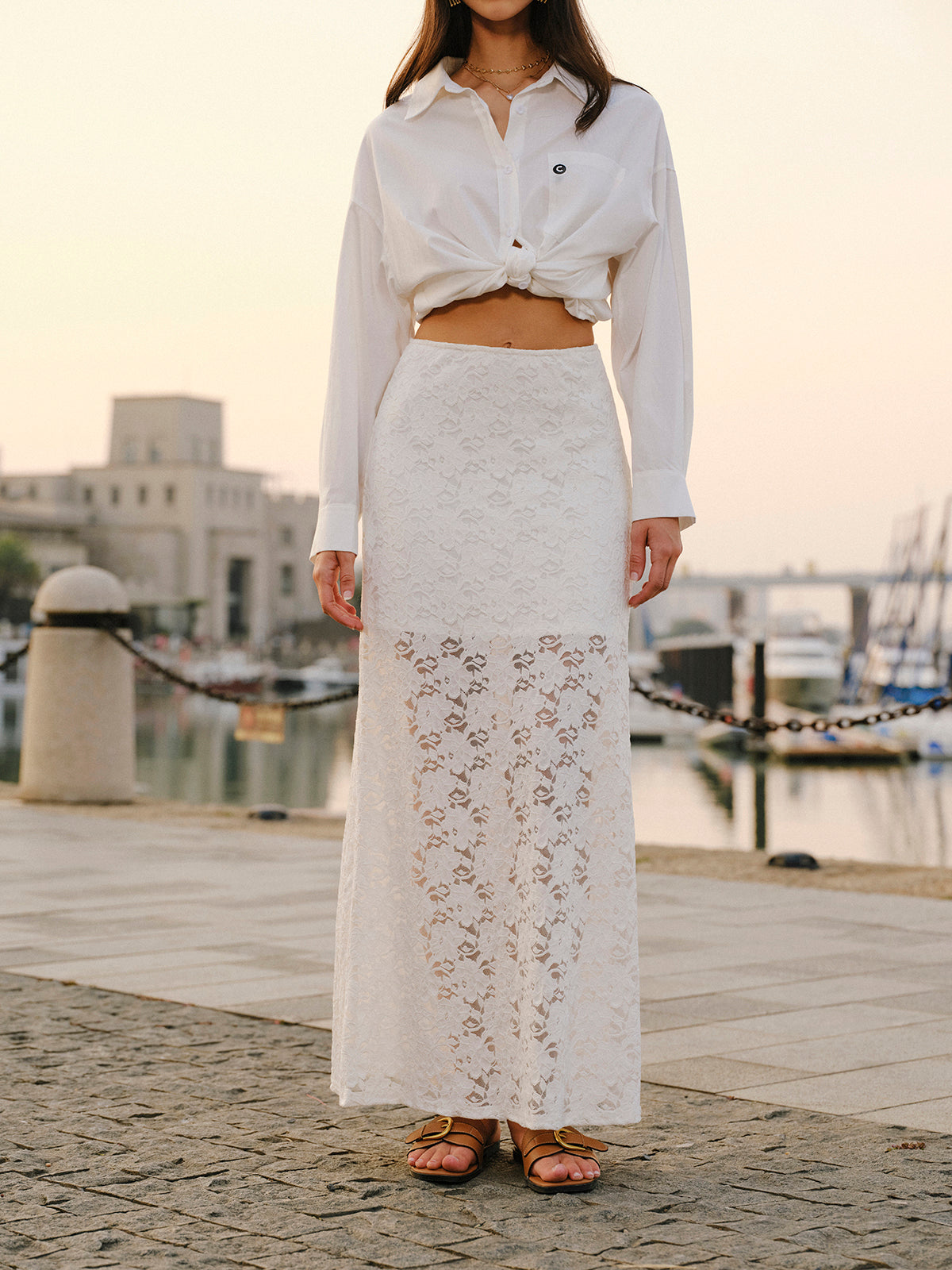 Yarı Transparan Dantelli Etek