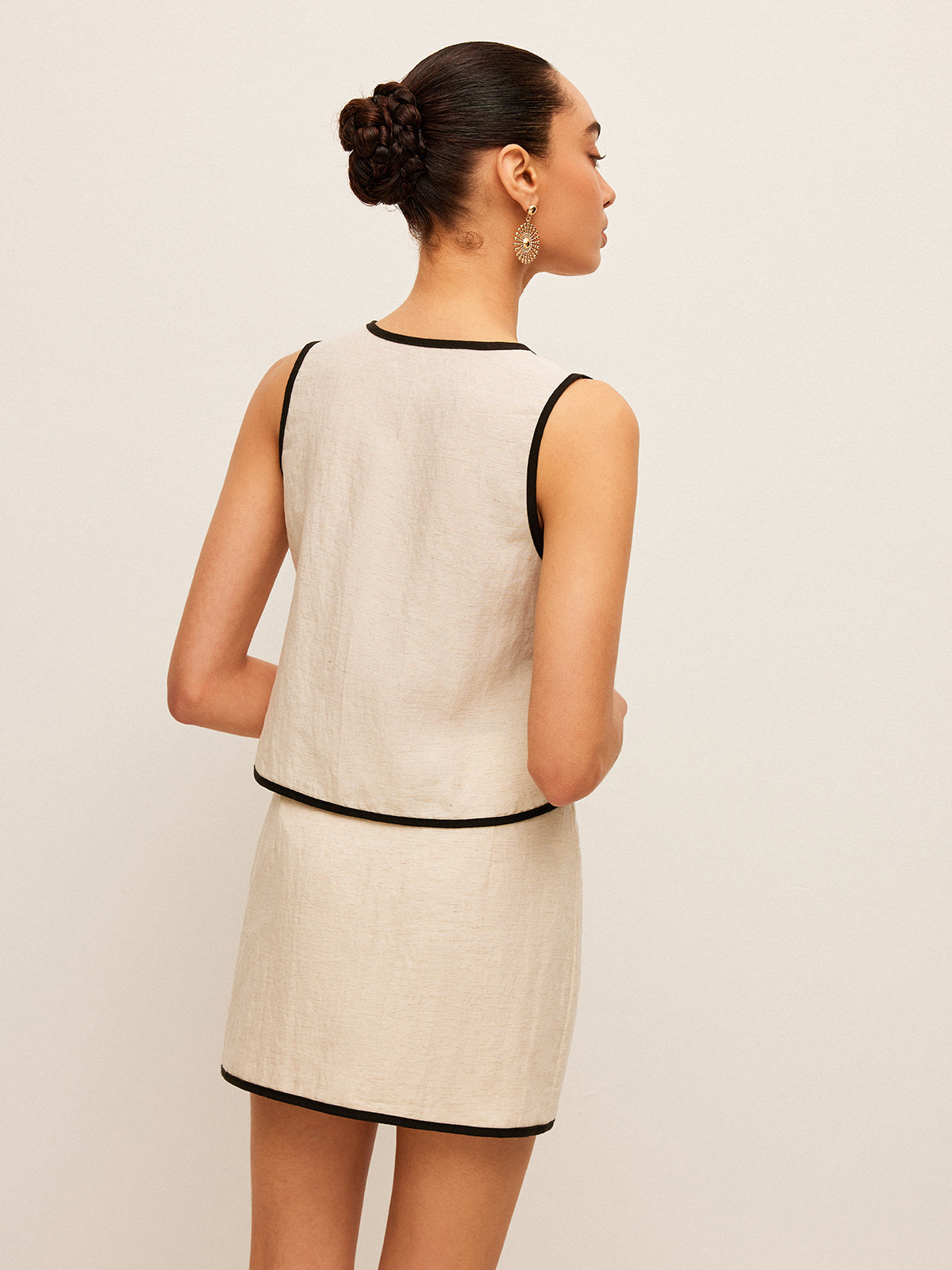 Pamuk ve Keten Kontrast Biyeli V Yaka Etek Takımı