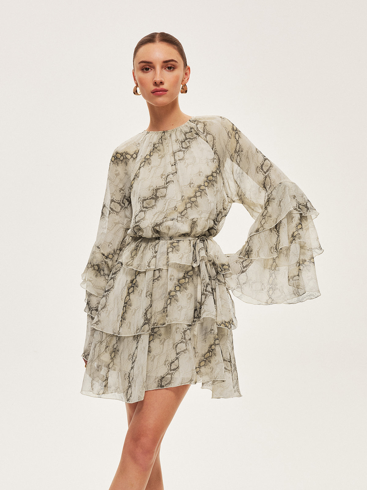 Şeffaf Baskılı Fırfır Detaylı Kemerli Elbise