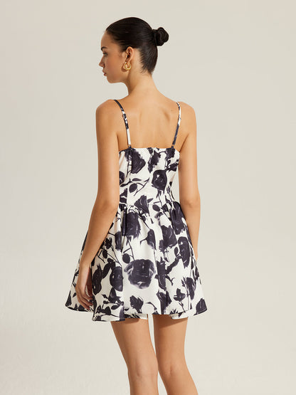 Çiçek Desenli Metal Detaylı Fermuarlı İnce Askılı Elbise