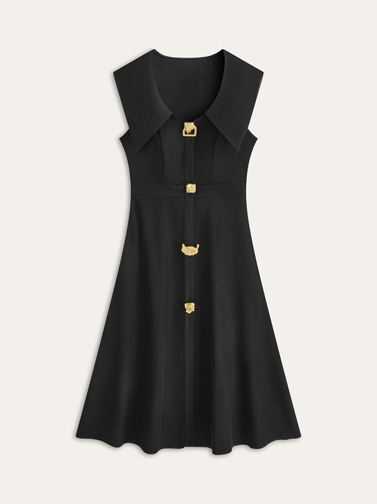 Geniş Yakalı Düğmeli Piliseli Elbise