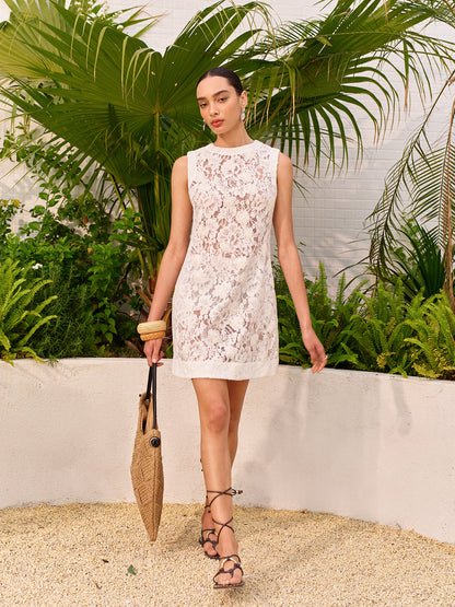 Yarı Şeffaf Dantel Elbise