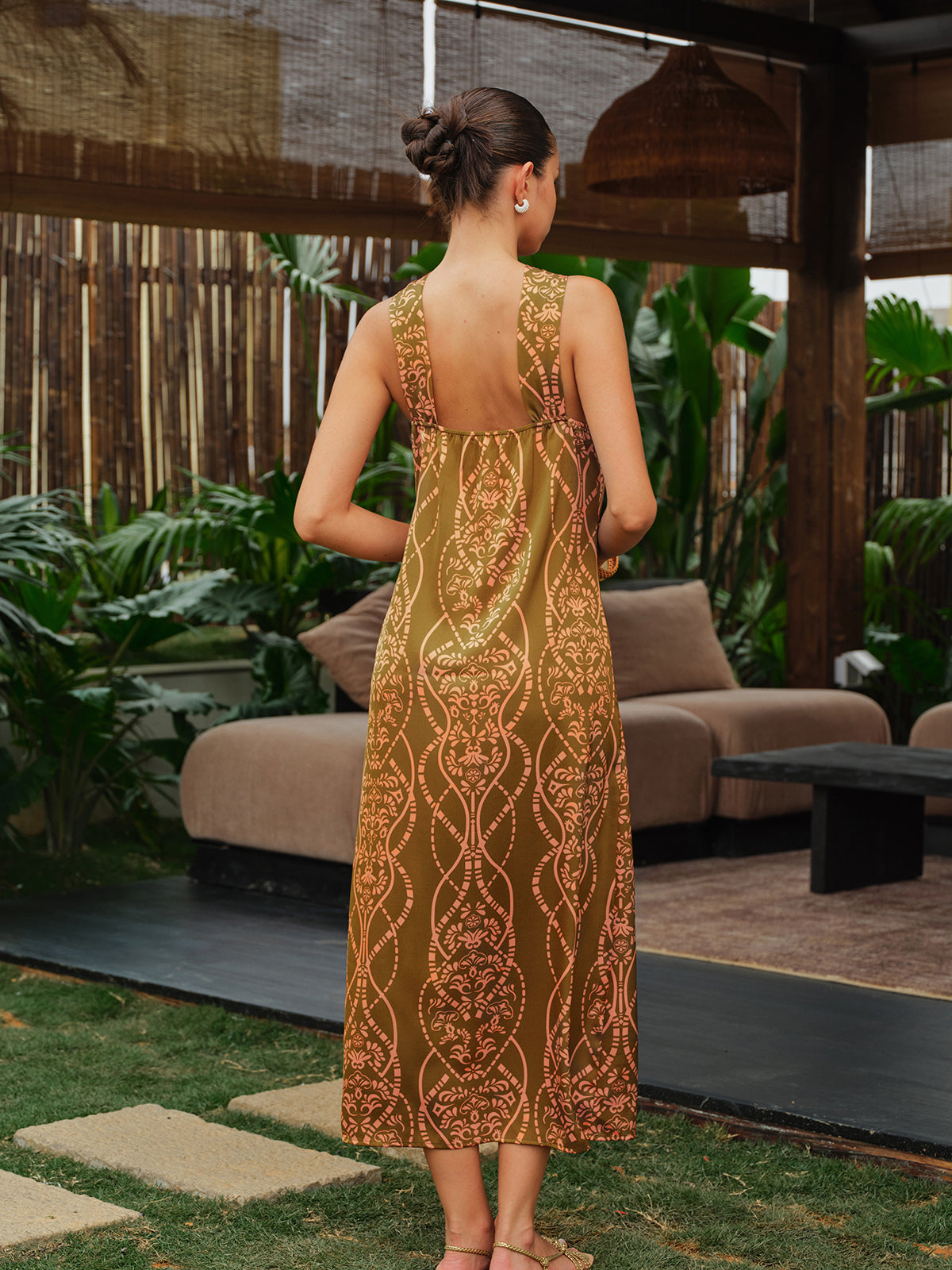 Saten Halter Yaka Elbise