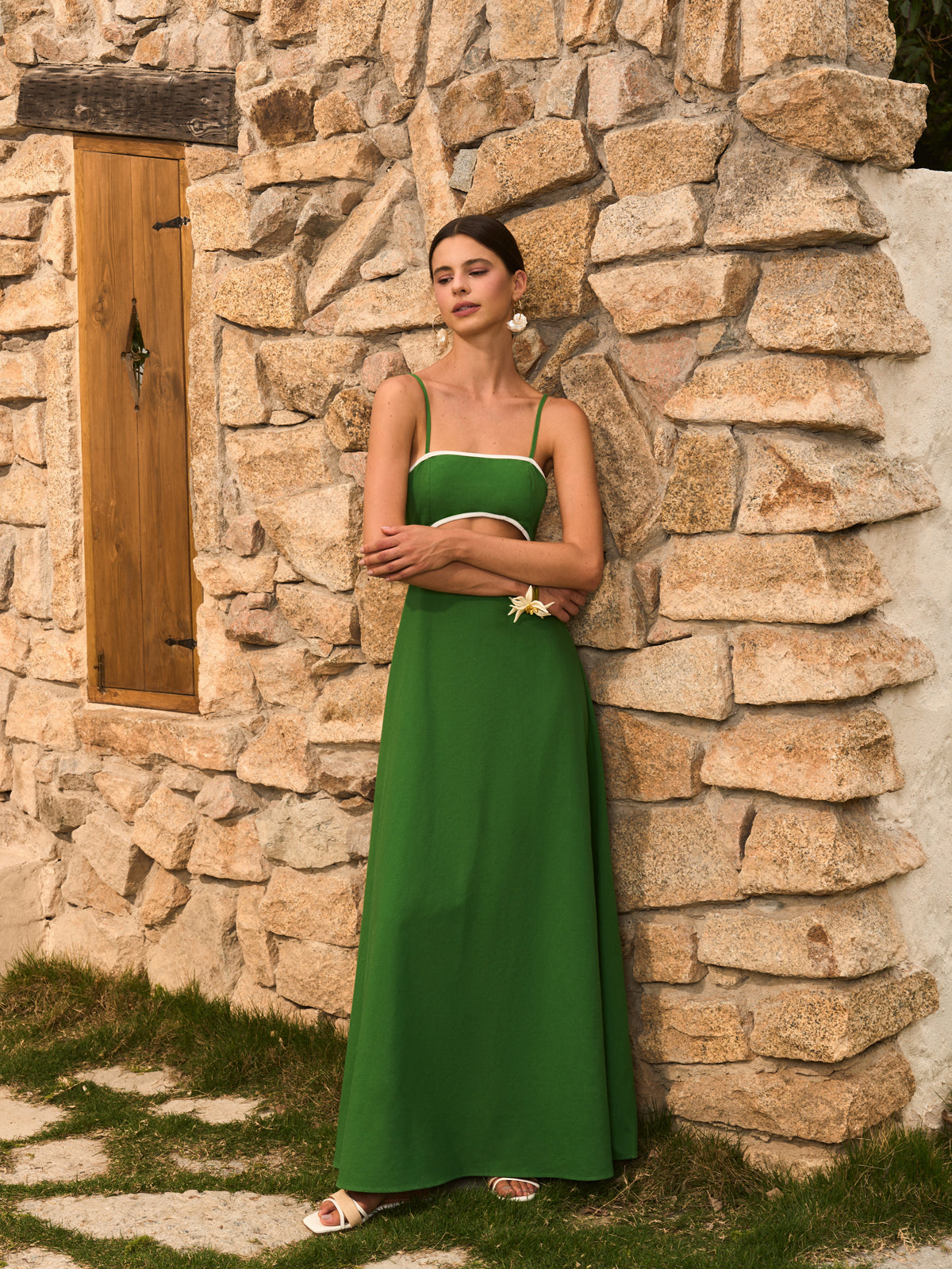 Pamuk ve Keten Karışımlı Sırt Fiyonk Detaylı Kesik Elbise