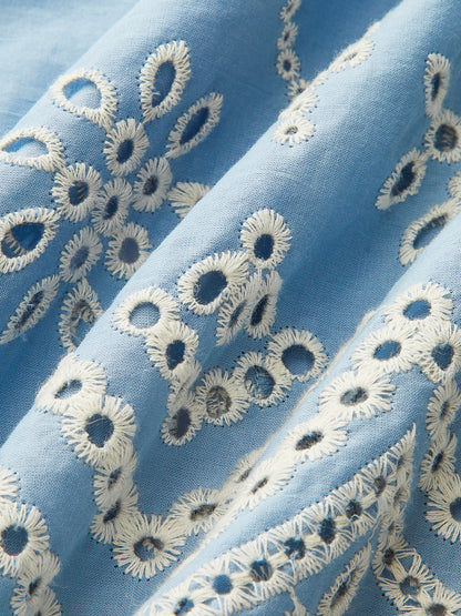 Yarı Şeffaf Nakışlı Gipür Askılı Elbise