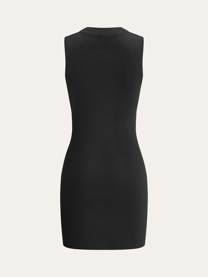 Kesik Detaylı Boyundan Bağlamalı Elbise