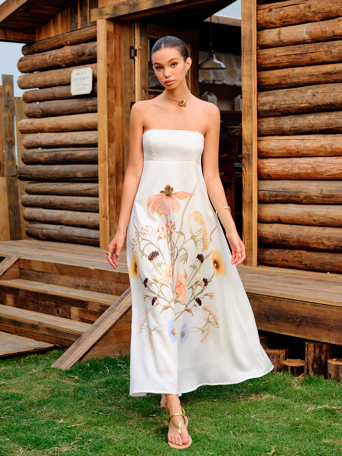 Askısız Çiçek Desenli Elbise