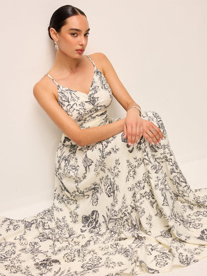 Çiçek Desenli Büzgülü Askılı Elbise