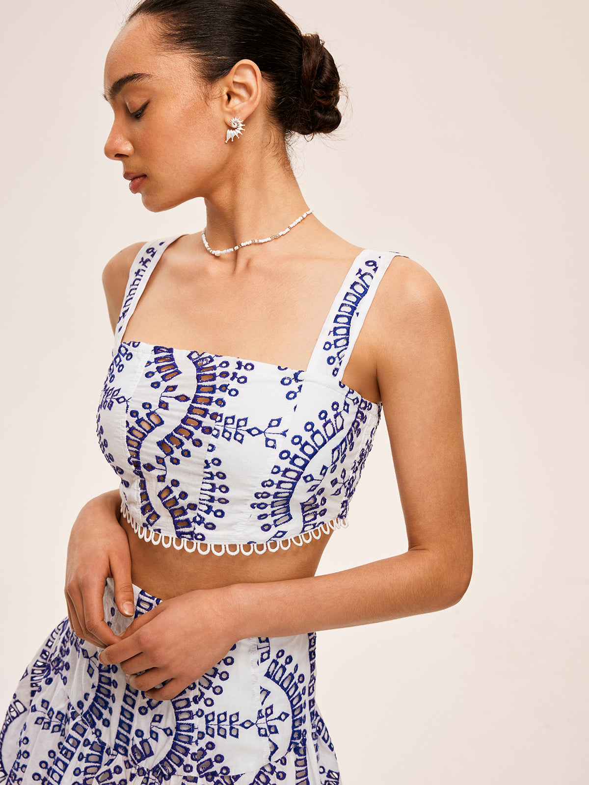 Dantel Detaylı Nakışlı Etek Takımı