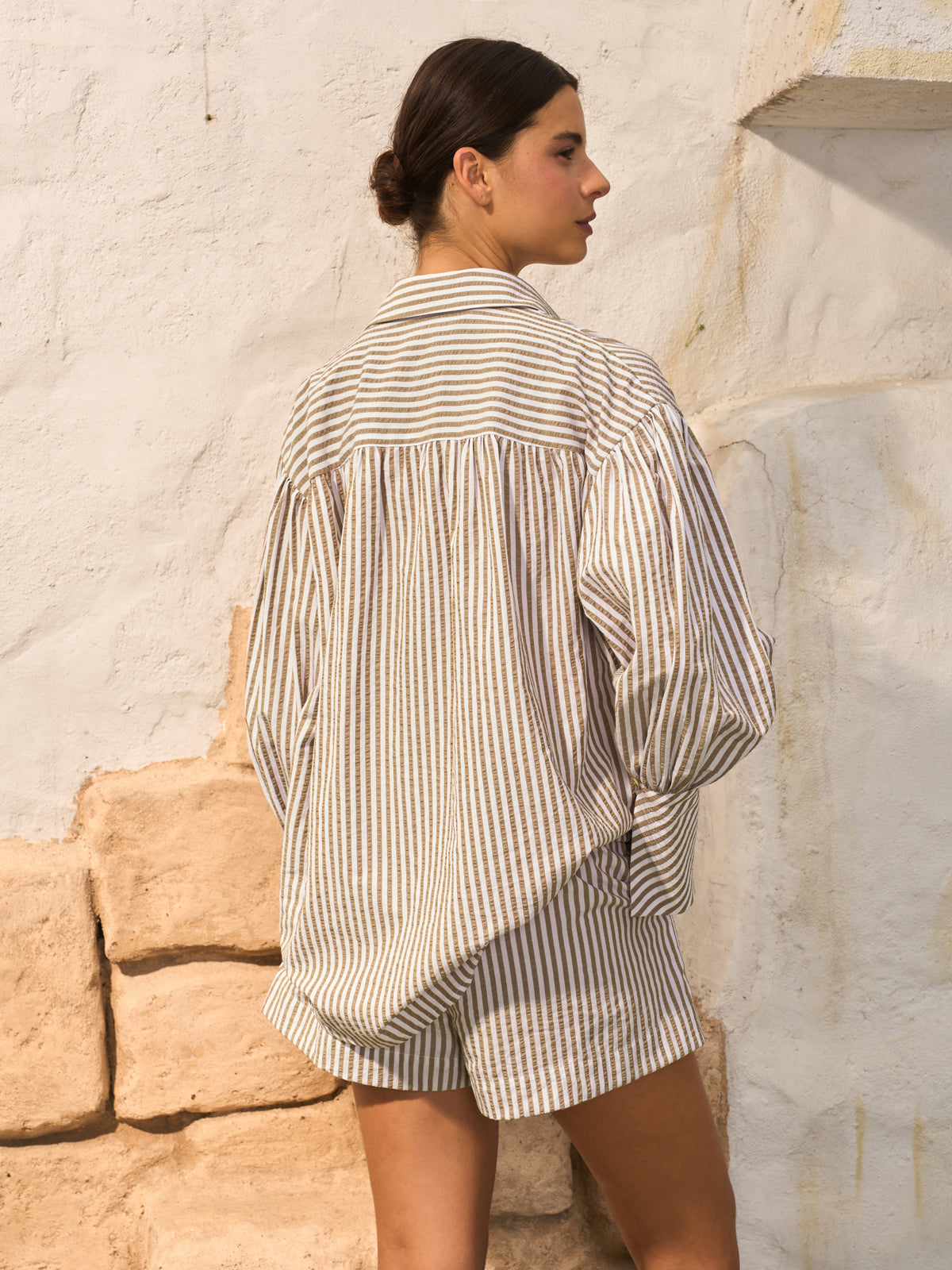 Büzgü Detaylı Çizgili Şort Takım