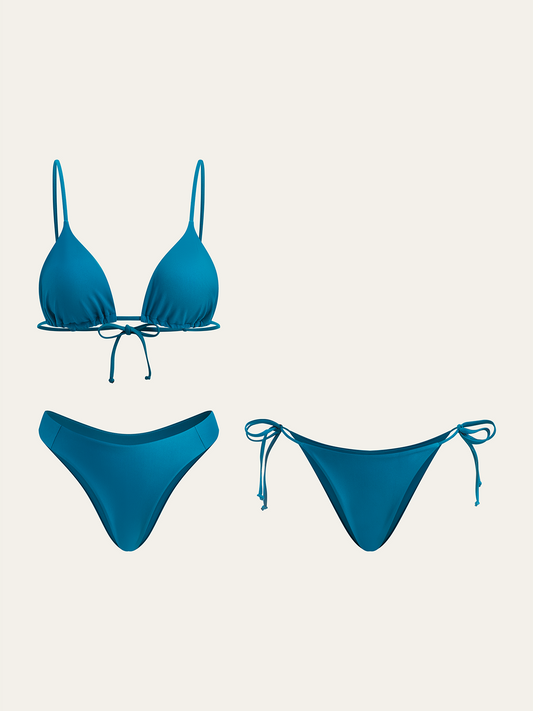 Üçgen Üst ve İki Alt Stili Bikini Takımı