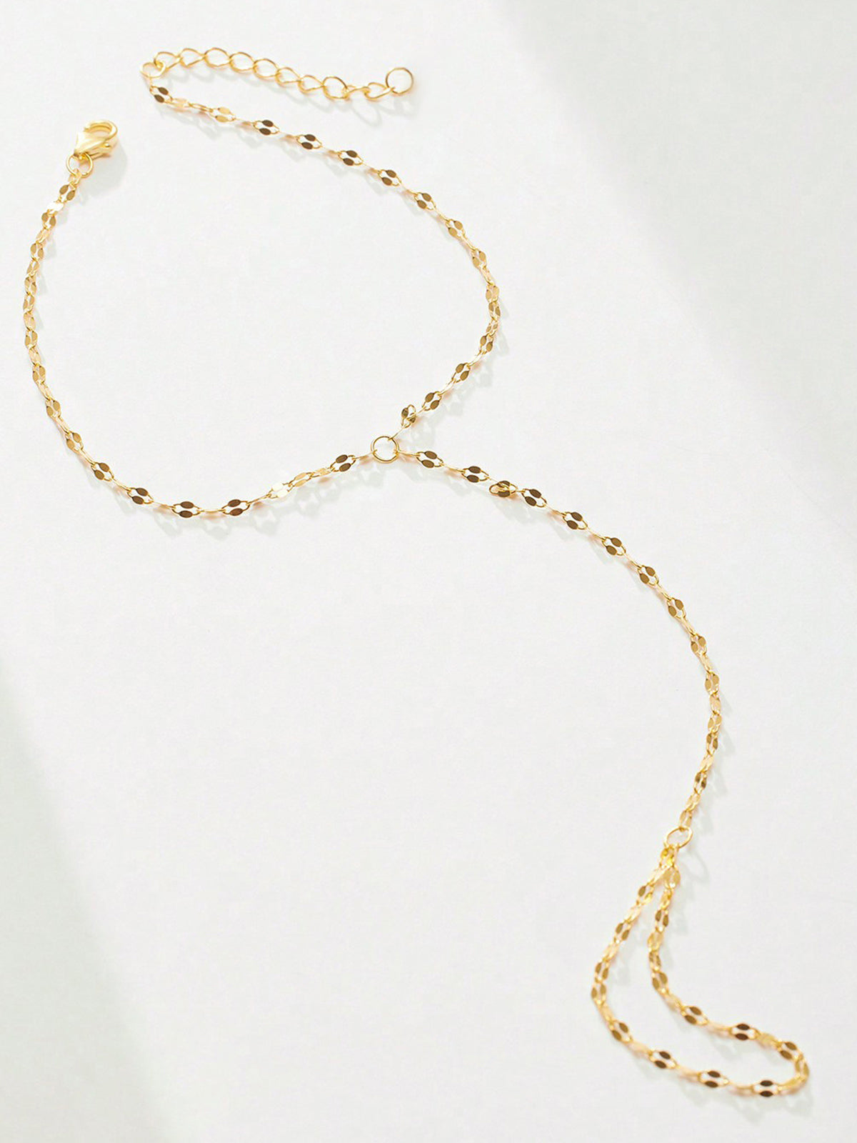 Altın Renkli Zincir Parmak Bilekliği