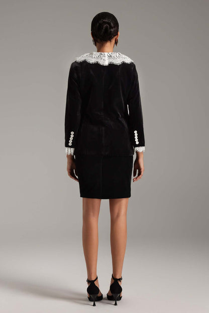 Dlasa Dantel Detaylı Yama İşlemeli Ceket