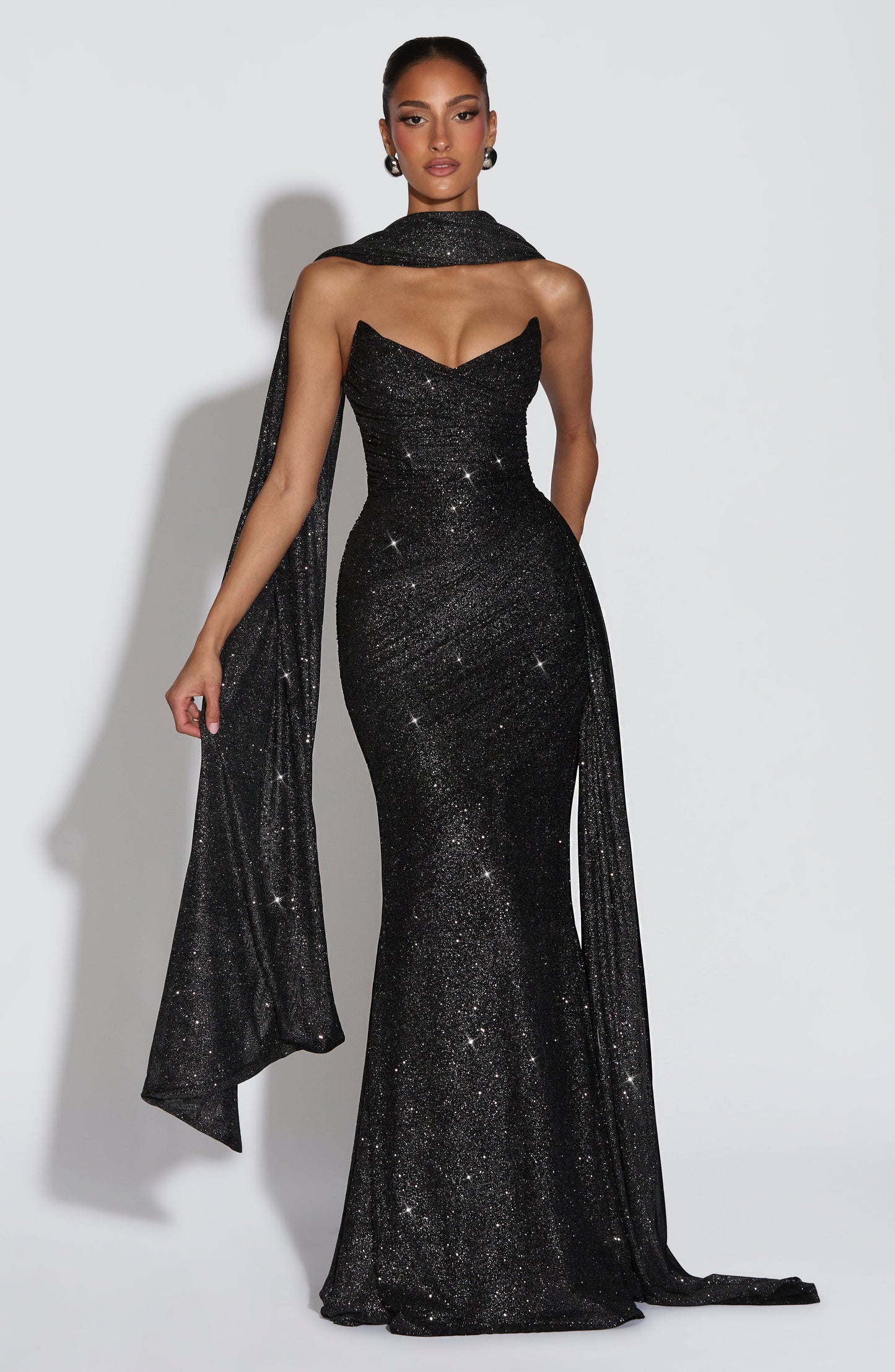 Ashika Maxi Elbise – Işıltılı Siyah