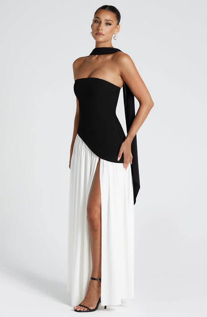 Maliyah Maxi Elbise – Siyah/Beyaz