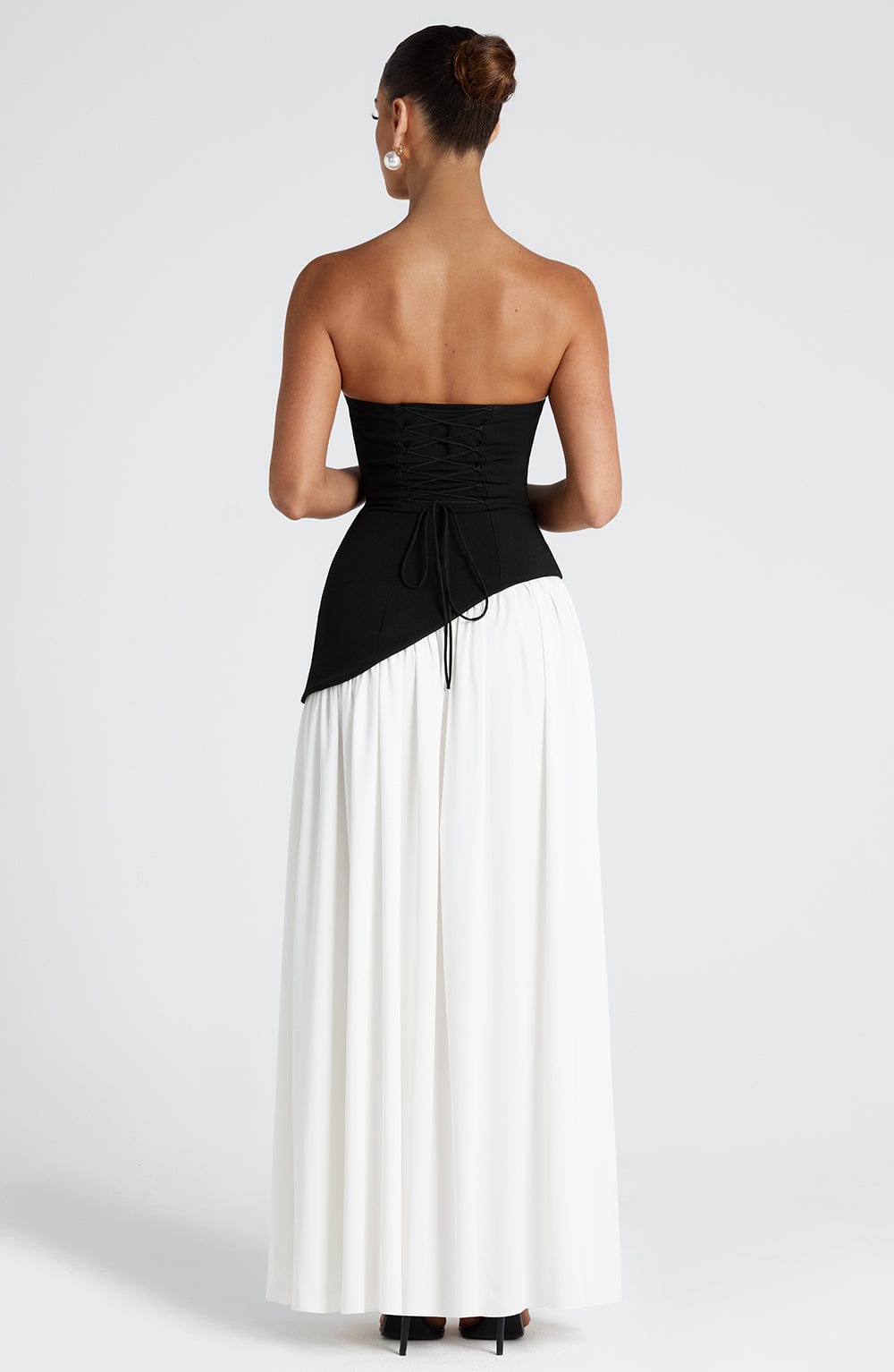 Maliyah Maxi Elbise – Siyah/Beyaz