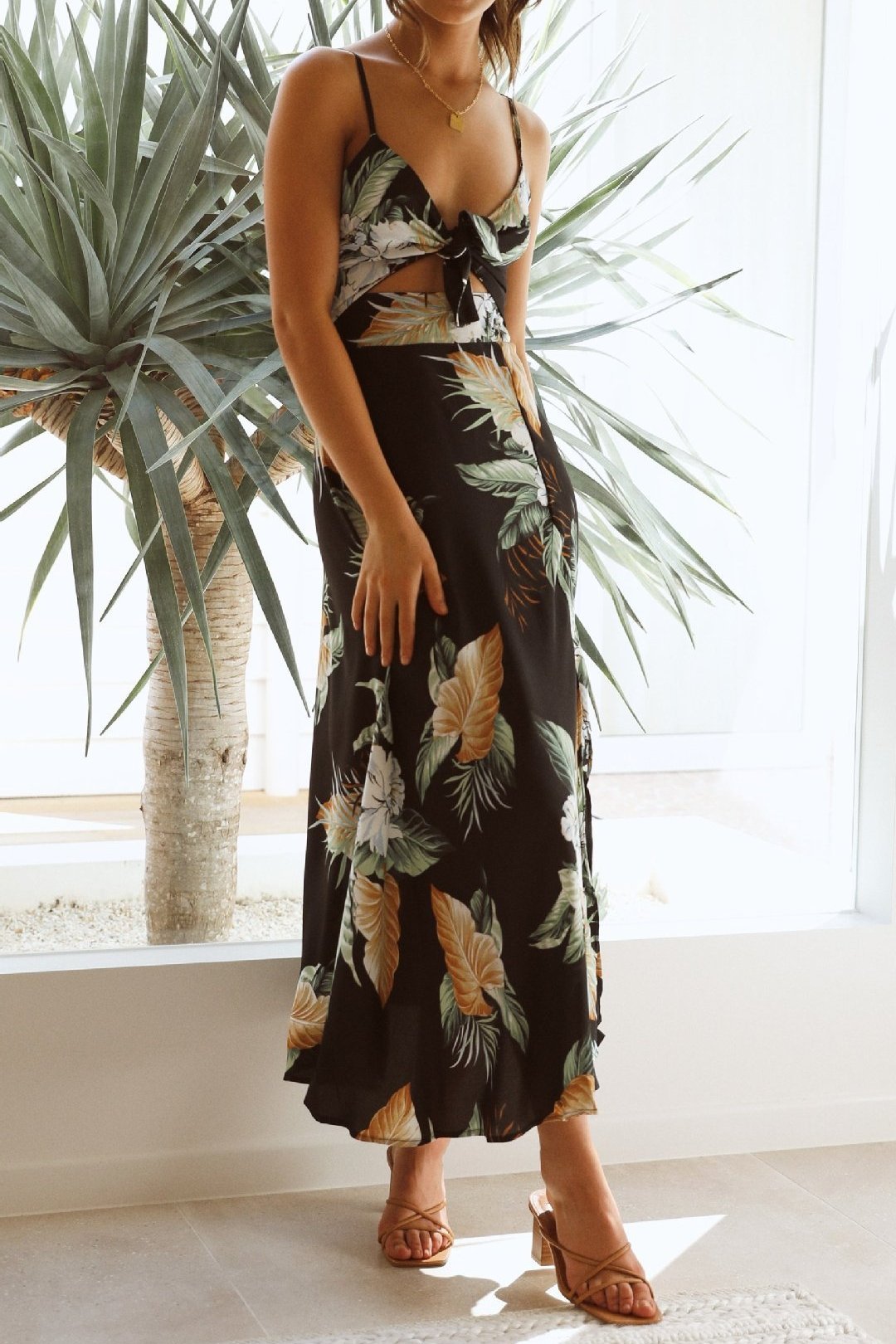 Melinda Düğümlü Maxi Elbise